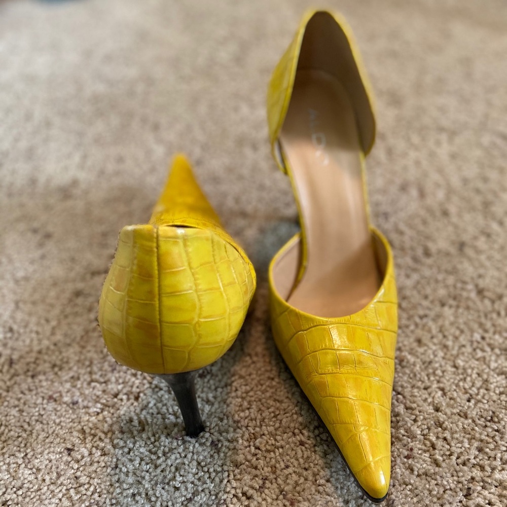 Yellow Heels